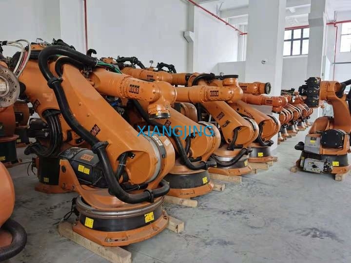 Alma ve yerleştirme için ikinci el KR 300-2 PA 5 eksenli robot kolu KUKA